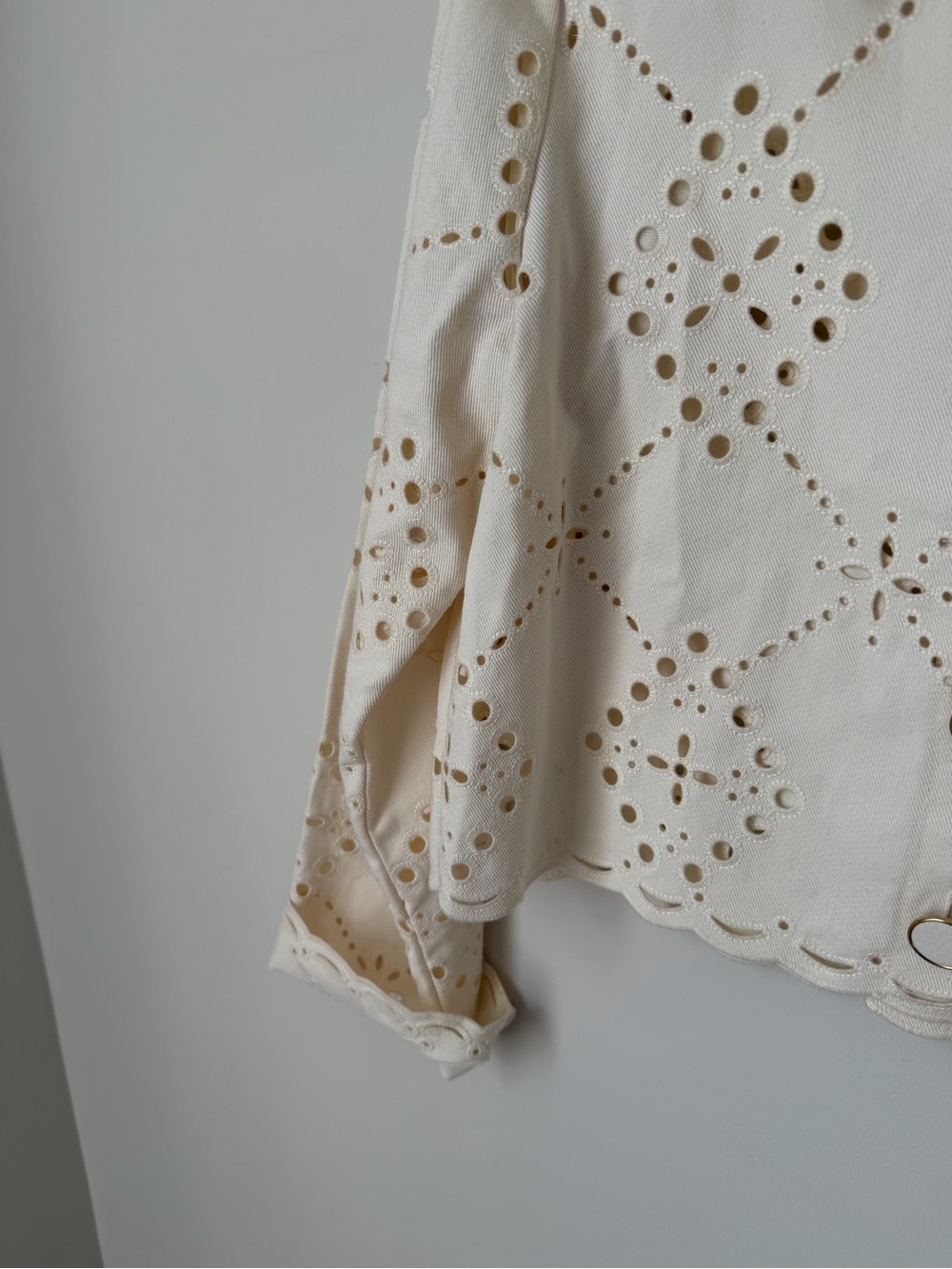 Camila Coelho Cream Eyelet button up Jacket - Picture 4 of 5